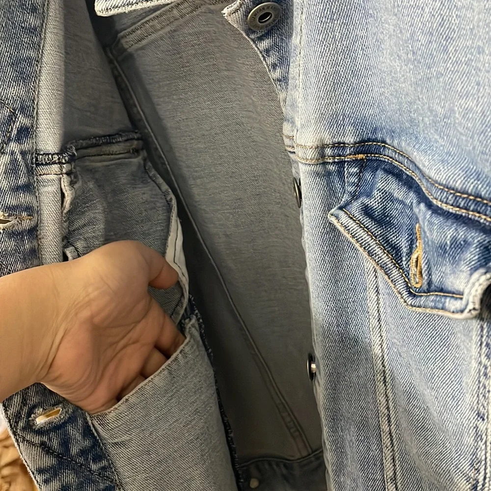 Liz Claiborne Jean jacket - Picture 11 of 13